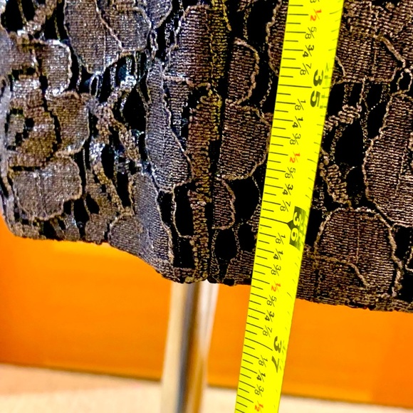 🎉HP‼️⚜️NWT! Metallic White House Black Market Pewter Sheath✨✨✨ - Picture 13 of 14